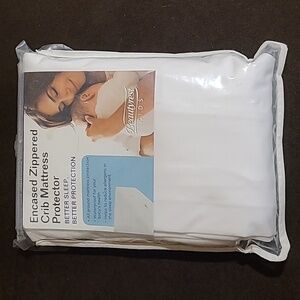 *NIP* Beautyrest Encased Zippered Crib Mattress Protector